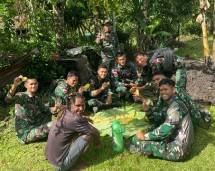 Kedekatan Satgas Yonif Raider 200/BN Dengan Masyarakat Elelim Papua ( Foto : Satgas Yonif Raider 200/BN)