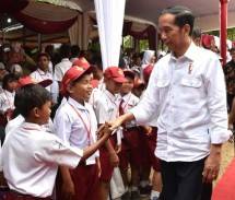 Sekolah Swasta 'Teriak&rsquo; Krisis Guru Imbas Penerimaan Guru PPPK