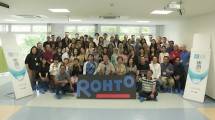 Apresiasi Para Distributor, Grosir dan Outlet, Rohto Kenalkan Langsung Pusat Research & Development-nya