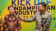 Dirjen Industri Agro Kemenperin, Putu Juli Ardika bersama Ketua Gapmmi, Adhi S. Lukman