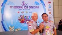 Masli Mulia - Komisaris, PT Samudera Indonesia Tbk. yang juga sebelumnya menjabat sebagai Chairman AGC Indonesia dan Adji Gunawan - Chairman AGC Indonesia, yg juga selaku CEO PT Jasa Angkasa Semesta Tbk. (Kiri-kanan)