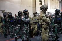 Pasukan TNI AL Marinir Latihan Drill Diatas Kapal HMAS Adelaide Dalam Latgabma Talisma Sabre 2023 