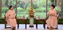 Momen Ibu Iriana Jokowi Minum Teh dengan Madam Peng Liyuan