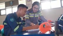 Program Buma School Kelas Industri raih penghargaan CSR Outlook Award 2023.
