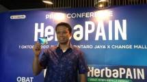General Manager Consumer Helath PT Dexa Medica, Andrew Sulistya