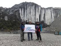 Tim Ekspedisi Bhinneka Tunggal Ika Persiapkan Banner Raksasa HUT ke 72 TNI