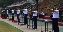 Pejabat Utama Korps Marinir Laksanakan Olahraga Menembak Pistol 