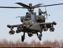 Helikopter Apache Unjuk Kekuatan di Upacara HUT TNI ke-72