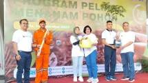Aksi penanaman pohon ini dilakukan dalam rangka Hari Pelindo ke 2