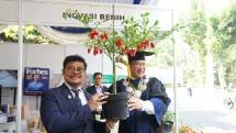 Mentan syl saat di Institut Pertanian Bogor (IPB)