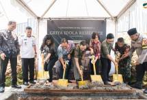 Prosesi groundbreaking oleh jajaran direksi Griya Idola 