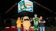 Chitato Lite 'Jebak' Warga Jakarta dalam Pertempuran Lite-Man & Monster Kentang Lewat Videotron Interaktif