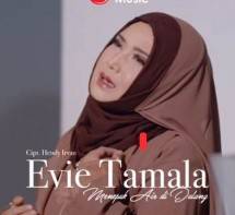 Evie Tamala