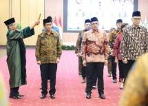 Menteri Kesehatan Budi G. Sadikin resmi melantik sebanyak satu orang pejabat tinggi madya dan 18 direksi rumah sakit serta mengukuhkan 7 dewan pengawas di lingkungan Kementerian Kesehatan. Pelantikan dan pengukuhan berlangsung secara daring dan luring pada Jumat, 6 Oktober 2023 di Kantor Direktorat Jenderal Tenaga Kesehatan, Jakarta.