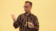 Menteri Perindustrian Agus Gumiwang Kartasasmita