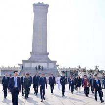 Presiden Jokowi Kunjungi Monumen Pahlawan Rakyat di Beijing