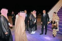 Presiden Jokowi dan Ibu Iriana Tiba di Riyadh