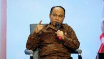 Menteri Komunikasi dan Informatika (Menkominfo) Budi Arie Setiadi mdalam dialog Forum Merdeka Barat 9 (FMB9) terkait &lsquo;Peluncuran Capaian Kinerja 2023&rsquo;, Selasa (24/10/2023).