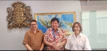 Ketum KRIS Adharta Ongkosaputra (tengah), Shierly Nangoy (kanan)