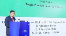 Rektor President University, Prof. Dr. Chairy dalam ajang China - ASEAN Human Resources Coorporation and Development Forum