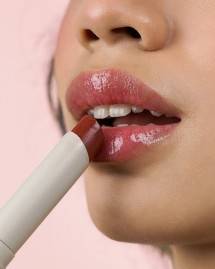 Wajib Tahu! Pentingnya Lip Care Routine Agar Bibir Tampil Sehat dan Cantik