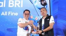 Acara ini dihadiri oleh Direktur Jaringan dan Layanan BRI Andrijanto dan President Director Visa Indonesia Riko Abdurrahman.
