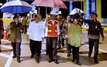Presiden Jokowi bersama Menteri BUMN Rini Soemarno dan Menteri PUPR Basuki Hadimuljono (Senin 12/10/2017) (Foto Biro Setpres)