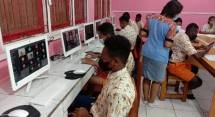 Dalam penerapannya di SMPN Buti, Merauke, Jelajah Ilmu membantu melakukan pengelolaan dan distribusi materi pembelajaran