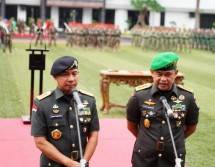 Panglima TNI Jenderal TNI Agus Subiyanto dan KASAD