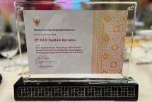 Salah satu penghargaan bergengsi yang diperoleh Bibit.id dari Kementerian Keuangan Republik Indonesia pada tahun 2023. (Foto: Kemenkeu)