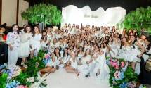 Kemeriahan pesta ulang tahun Louis Evelyn.