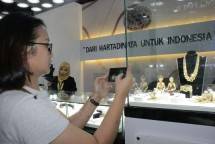 PT Hartadinata Abadi Tbk (HRTA), 
