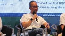 Menperin Agus Gumiwang Kartasasmita