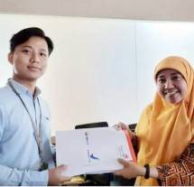 Serah Terima dan Penandatanganan Dokumen Instalasi, UAT dan Lisensi Big Data Platform BigBox, diterima oleh Head of Drugs BPOM, Arlinda Wibiayu (kanan) di Jakarta, beberapa waktu lalu.