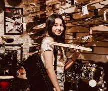 Dica Melo, Drummer Cantik, Resmi Jadi Brand Ambassador Stick Drum Meinl
