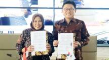 Kepala Pusat Pembinaan, Pendidikan, dan Pelatihan SDM Aparatur BPSDMI Kemenperin, Restu Yuni Widayati saat menandatangani kerja sama dengan Korea Tomorrow & Global (KT&G) Scholarship Foundation