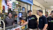 Kunjungan Abdul Muidz Aad (CEO MPStore) dan Theodorus Wiryawan (CEO OttoDigital) ke mitra MPStore yang telah menggunakan layanan Payment Gateway, dan Akses&nbsp;Barang&nbsp;Grosir