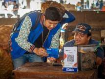Pedagang Kentang menerima pembayaran QRIS