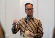 Menperin Agus Gumiwang Kartasasmita