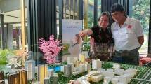 Wakil Ketua Umum DPP REI, Ikang Fawzi bersama Chief Marketing Officer Elevee Condominium, Alvin Andronicus
