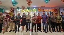 Pembukaan Diamond Supermarket REVO Mall