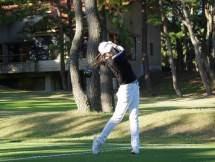 PT Bank JTrust Indonesia Support Golfer Perempuan Aihi Takano 