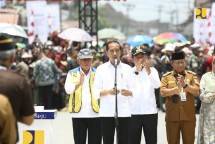 Menteri Basuki Dampingi Presiden Jokowi Resmikan Pelaksanaan 30 Ruas IJD Sepanjang 209 Km