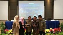 Direksi dan Komisaris PT Hotel Fitra International Tbk usai RUPS dan RUPSLB tahun 2023. (Foto: Humas FITT) 