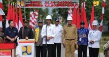 Perlancar Pergerakan Masyarakat, Presiden Jokowi Resmikan 24 Ruas Inpres Jalan Daerah (IJD) di Kalbar 