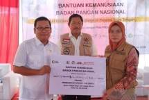 Jaga Pasokan Pangan Masyarakat Terdampak Banjir Demak, ID FOOD Salurkan Bantuan Pangan