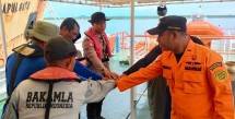 Bakamla RI Bersama Tim SAR Gabungan Cari ABK Kapal Terjatuh di Kei Besar