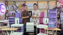Pol Perabot Online Sabet Penghargaan Pahlawan Lokal Lifestyle dari TikTok