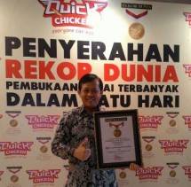 Peroleh Rekor MURI, Quick Chicken Buka 50 Gerai Secara Serentak (Foto Kormen)
