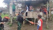 Prajurit Marinir Peduli Kesehatan Kesejahteraan Masyarakat Distrik Yahukimo